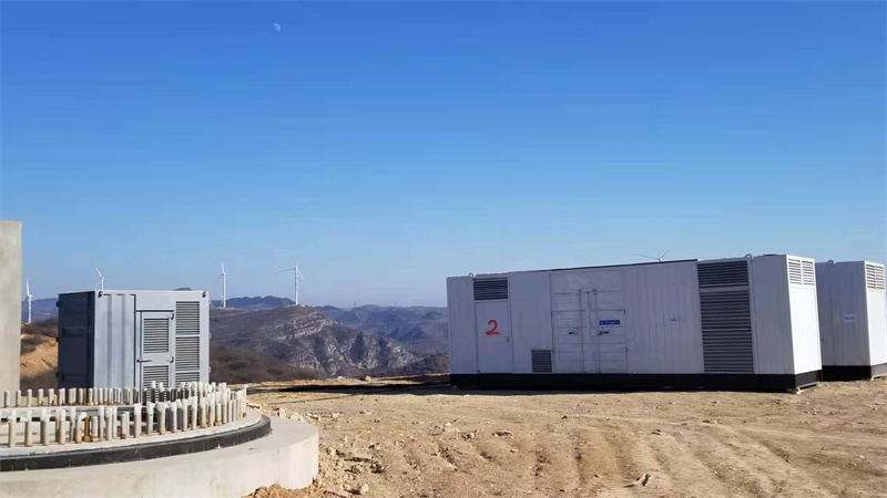 潜山带燃油预热系统的柴油发电机组在冬季启动前需要做哪些准备工作？